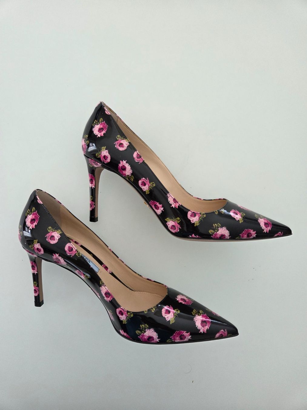 Prada Scarpe da donna: Chaussures femmes – Nuovo (secondo la descrizione) da Matran venduto da jpt_kg7p 1