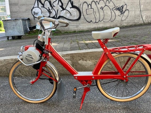 Solex Ciclomotori: Solex-Velosolex rot 1968 original restauriert – Usato da Solothurn venduto da Franco22