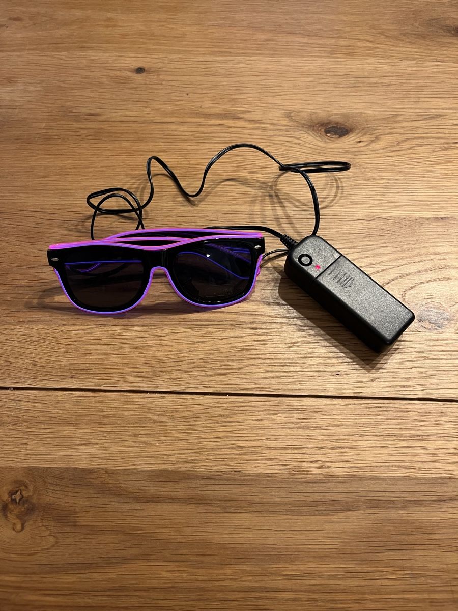 Occhiali & Lenti: Neon Leuchtbrille/Partybrille – Usato da Aarwangen venduto da flu_si 1