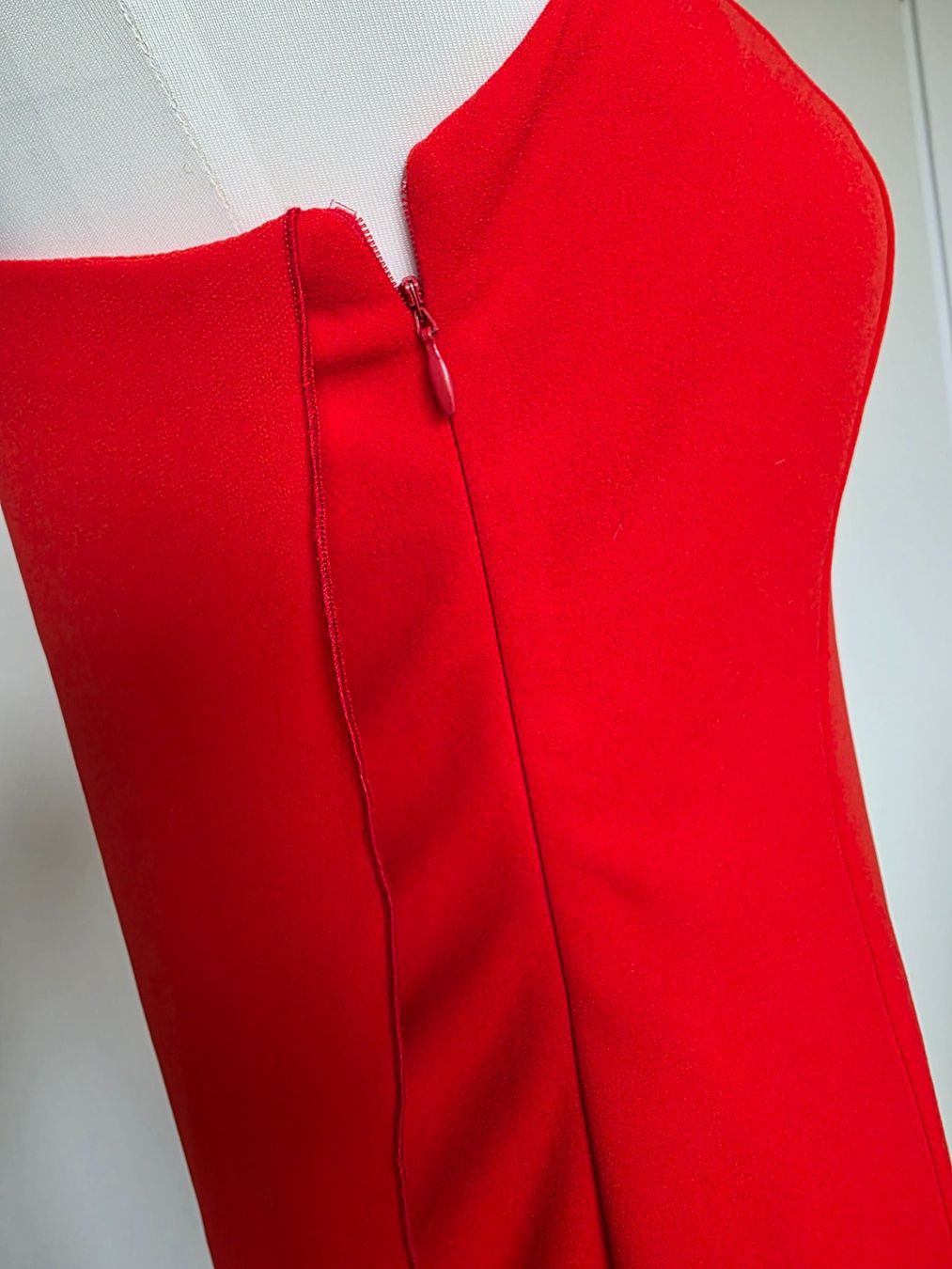 Vestiti: Kleid rot Gr.S – Usato da Altstätten SG venduto da Calendula-7 4