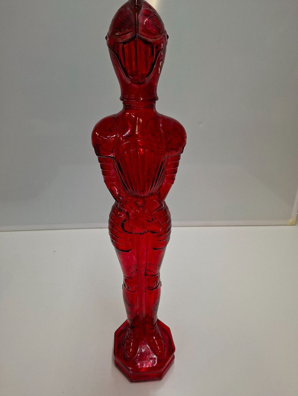 Altro in Stoviglie & Bicchieri: Rote Ritterflasche aus Glas – Usato da Wettingen venduto da Wendemarket