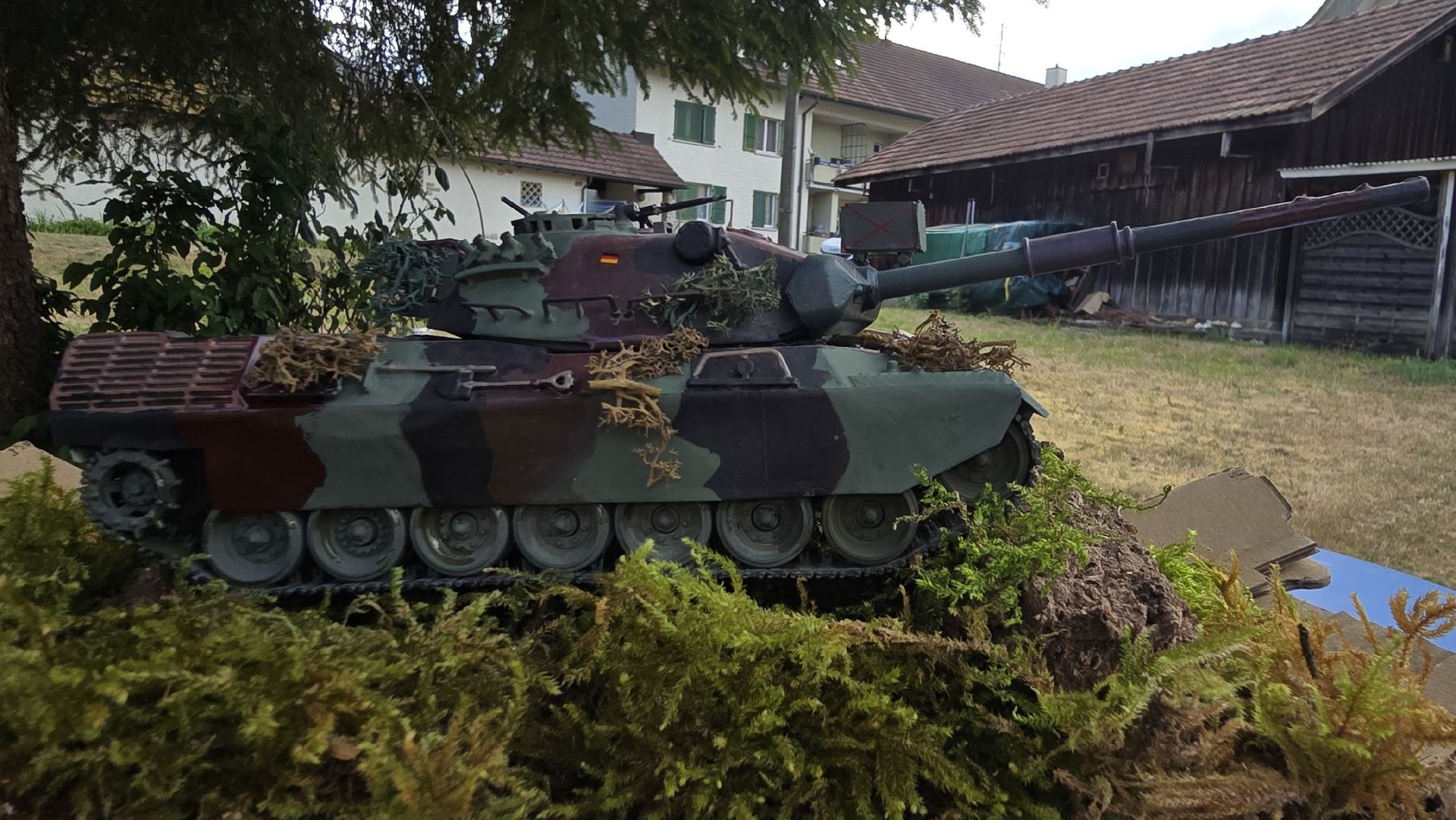 Kits de montage: Modellpanzer gebraucht – D'occasion à Balsthal par cri_8tqn 1