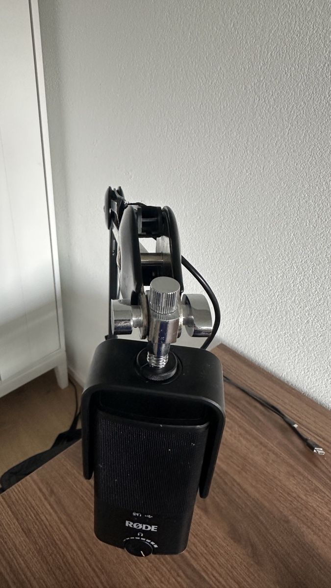Røde Mikrofone: Rode NT-USB Mini Mikrofon mit Stativarm gebraucht – Gebraucht aus Vogelsang AG von sam_ws6s 3