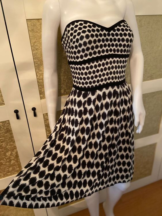 Ikat/marimekko inspired dress from Mango Suit. 9