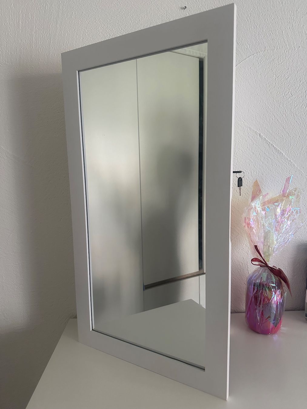 Sonstige Dekorationen & Accessoires: Songmics Schmuckschrank, abschliessbar – Gebraucht aus Liestal von esr_9y9c 7