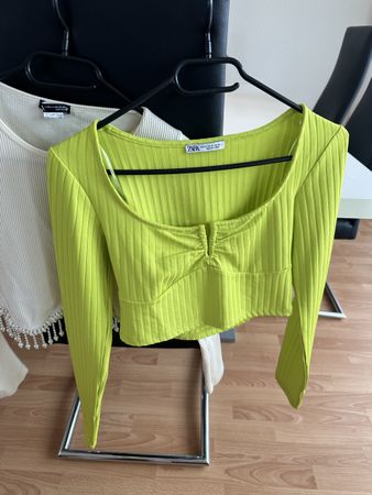 Zwei Zara Blusen, ganz neu