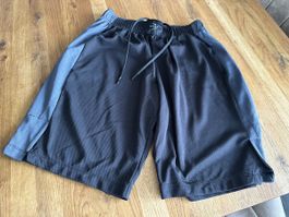 Sportshorts / Trainingsshorts - Gr M Ideal für de Summer!