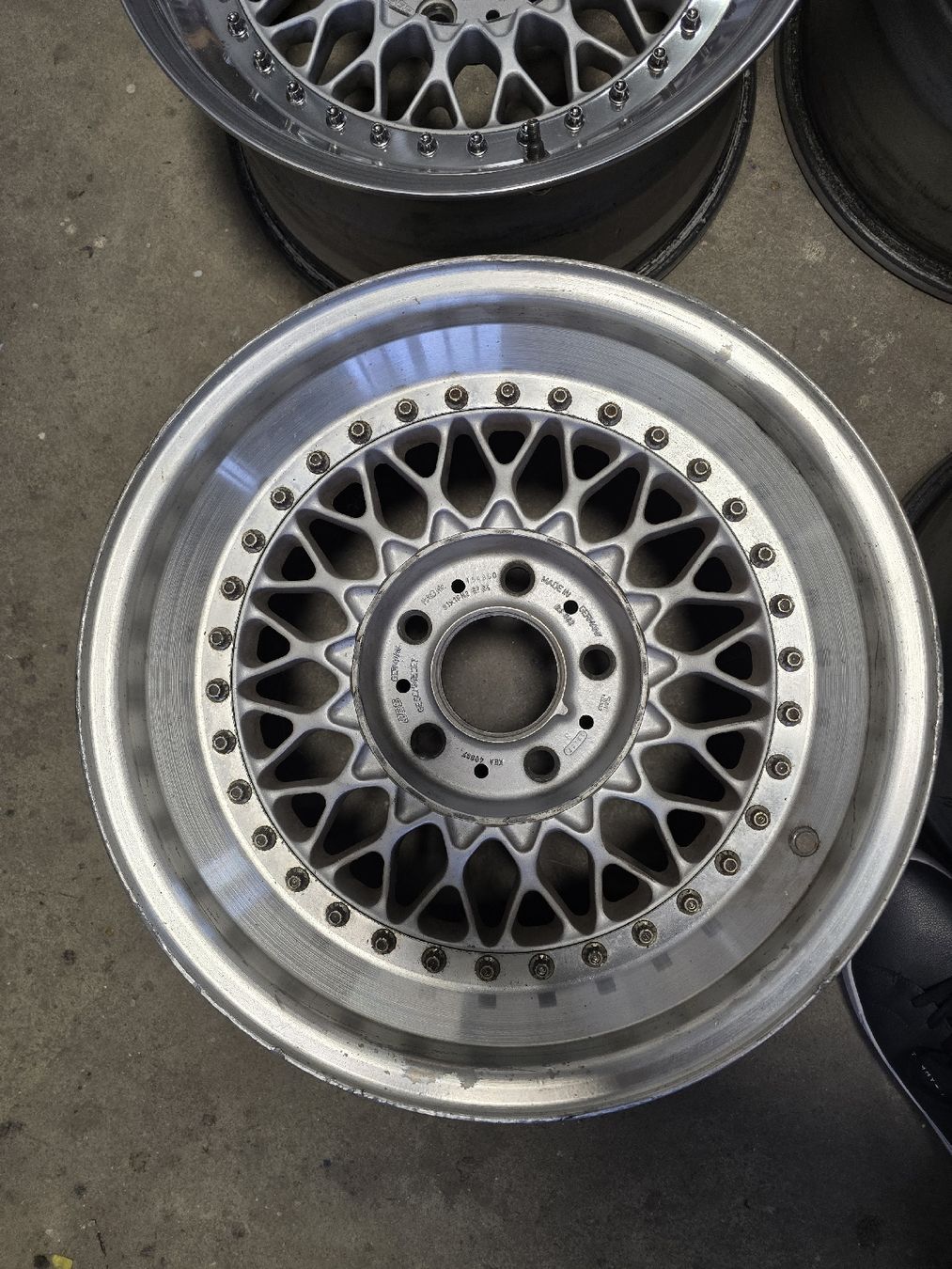 Bbs Cerchioni: BBS RS 022 und 061 5x120 BMW M3 E30 – Usato da Hettiswil venduto da Keeoll 5