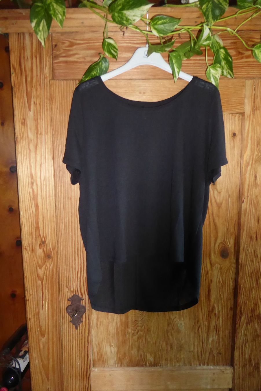 T-shirt: Luftig leichte Tshirt Gr L Chicoree 10% Leinen – Usato da Sargans venduto da Benziner