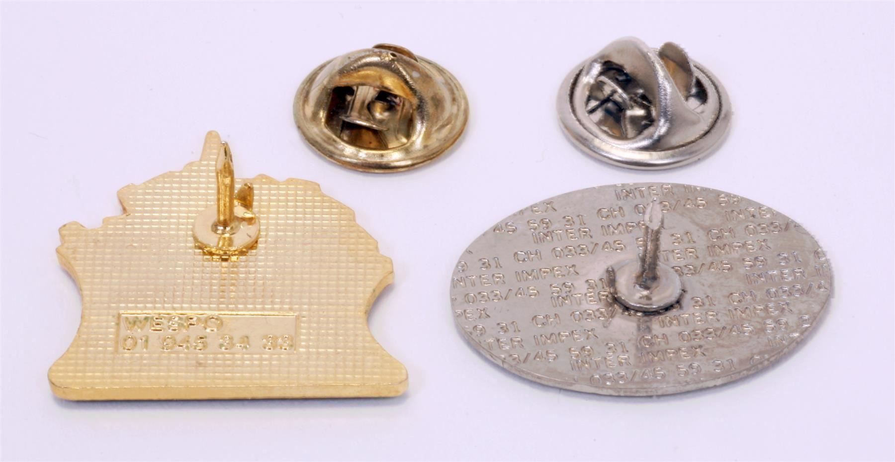 Placchette & Badge: 2 PIN Armee CH + Panzerfaust Vintage Rar – Usato da Bassersdorf venduto da Sugo 1