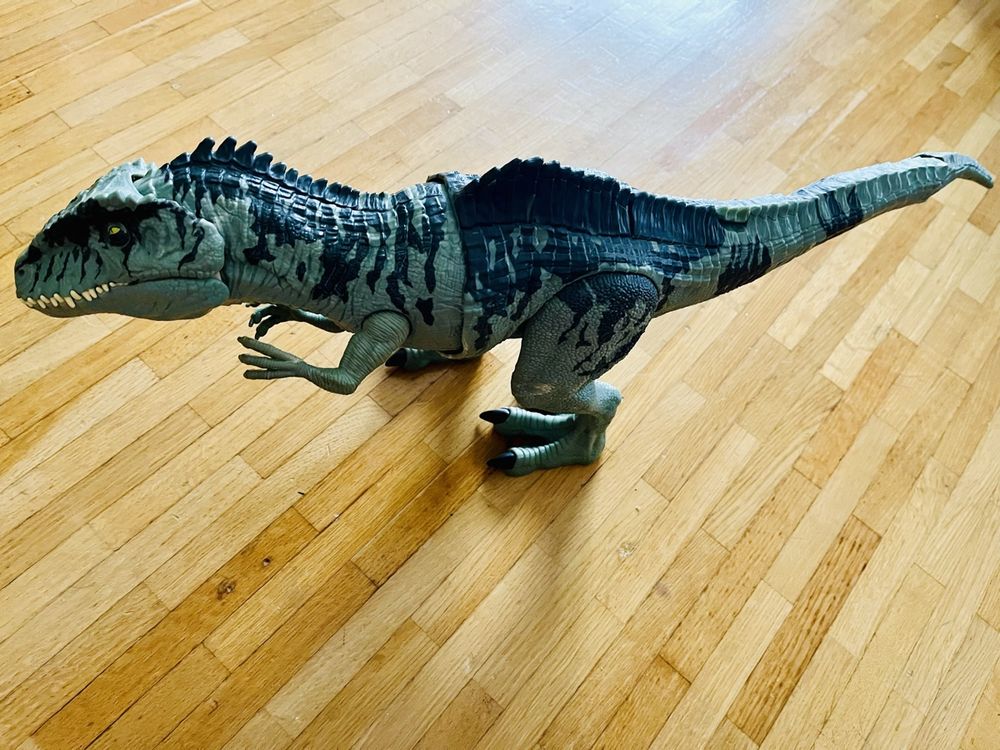 MATTEL JURASSIC WORLD Dinosaurier Gigantosaurus mit Sound | Kaufen auf ...