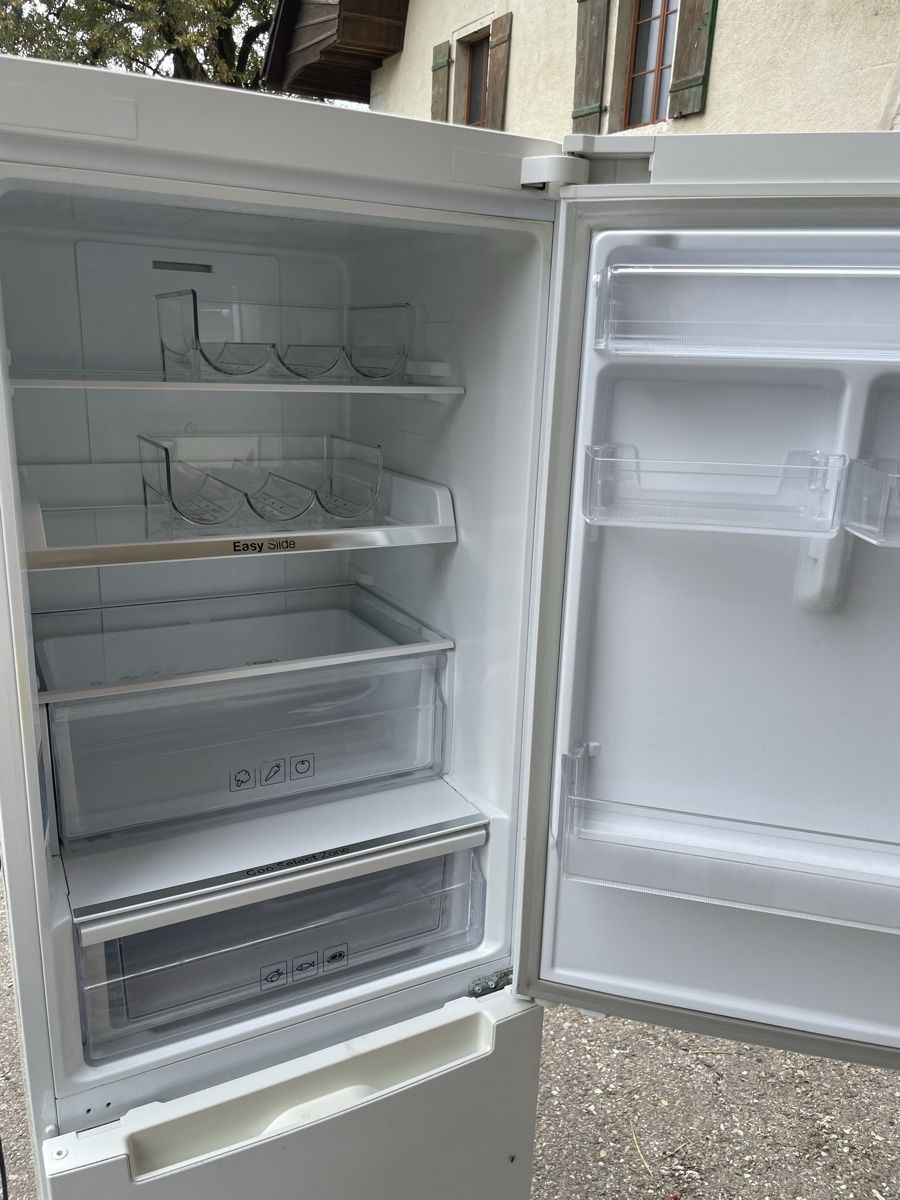 Samsung Réfrigérateurs: Kühlschrank  – D'occasion à Pieterlen par Magoscha1 1