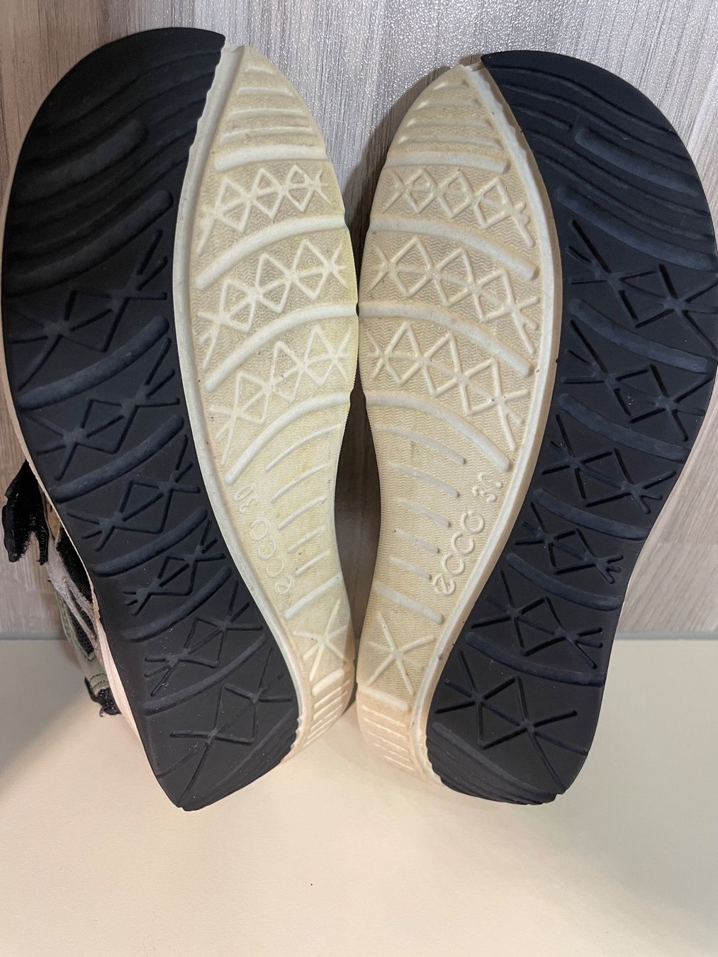 Ecco Scarpe per ragazzi: Sandale ECCO X-TRINSIC K Grösse 30 – Usato da Goldswil venduto da Fisel 2