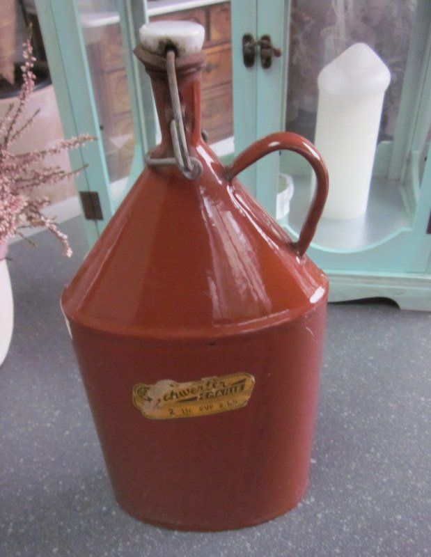 Bicchieri, Caraffe & Bottiglie: Alte Email-Flasche 2 Liter, braun, Schwerter Emaille – Usato da Bischofszell venduto da raika 6