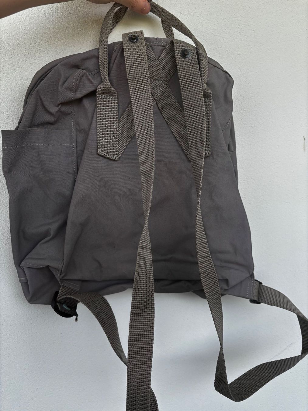 Fjällräven Zaini: FJÄLLRÄVEN grauer Rucksack – Usato da Zürich venduto da missmodernage 5