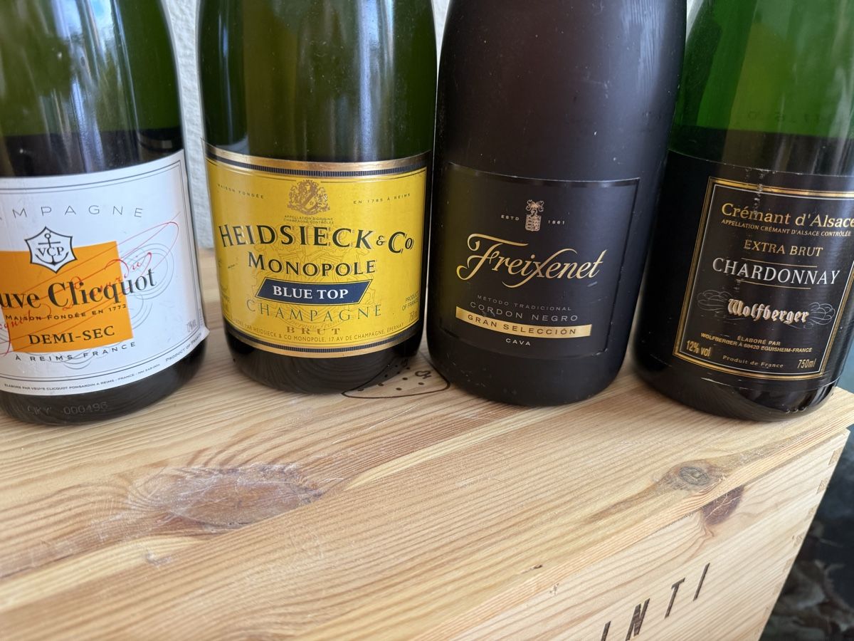 Vino: 4 Flaschen Schaumwein / Champagner / Sekt – Nuovo (secondo la descrizione) da Olten venduto da ale_nb2x 5