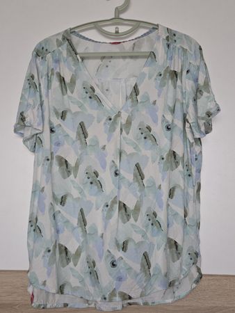 T-Shirt - Bluse Gr. M/L