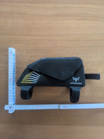 Apidura Oberrohrtasche schwarz guter Zustand gebraucht