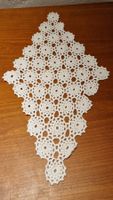 Platzdeckchen, ca 25 cm, Handarbeit
