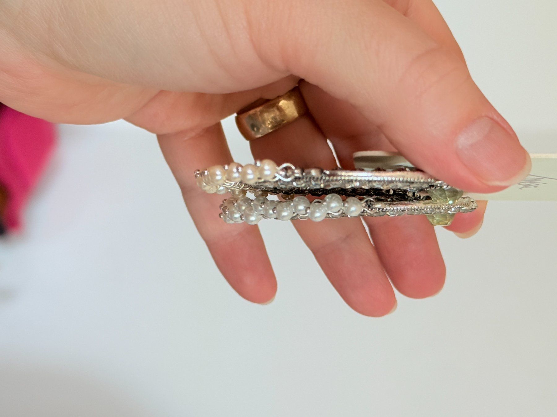 Boucles d'oreille: Boucles d'oreilles Lovisa avec perles neuves – Défectueux à Genève par AGBERG 7