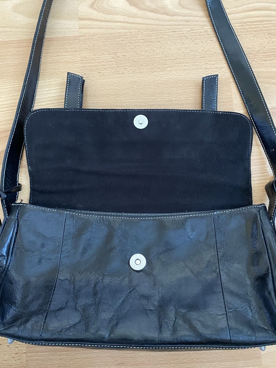 Taschen für Damen: Umhängetasche – Gebraucht aus Boll von schueleli 3