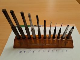 Durschläge - Körner,  SWISS MADE, alles in P-B Qualität.