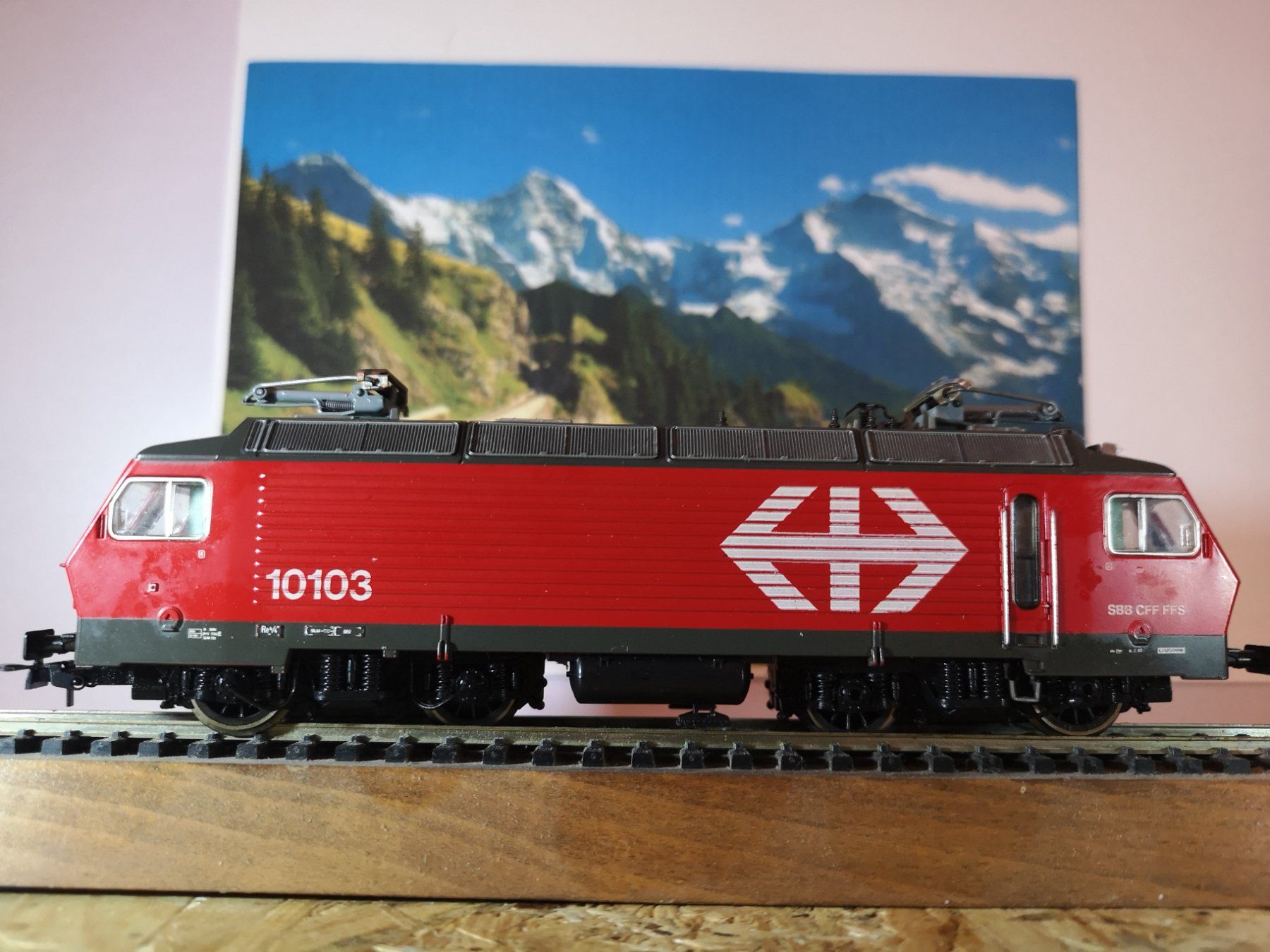 Roco Modelleisenbahnen: Roco Re 460 SBB Bahn 2000 – Gebraucht aus Heimberg von Newyorker5