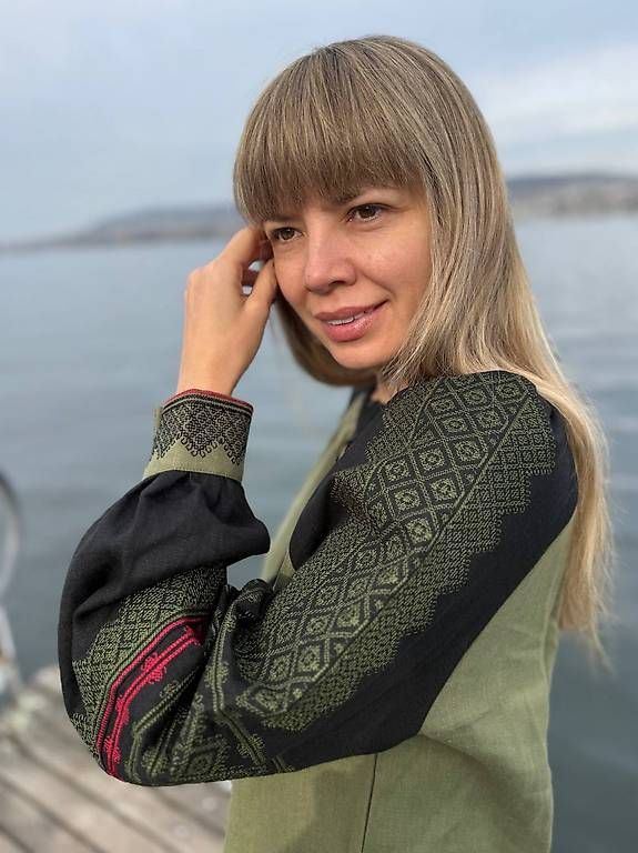 Camicette: Bestickte Leinenbluse für Damen  – Usato da Thalwil venduto da han_2b8c 3