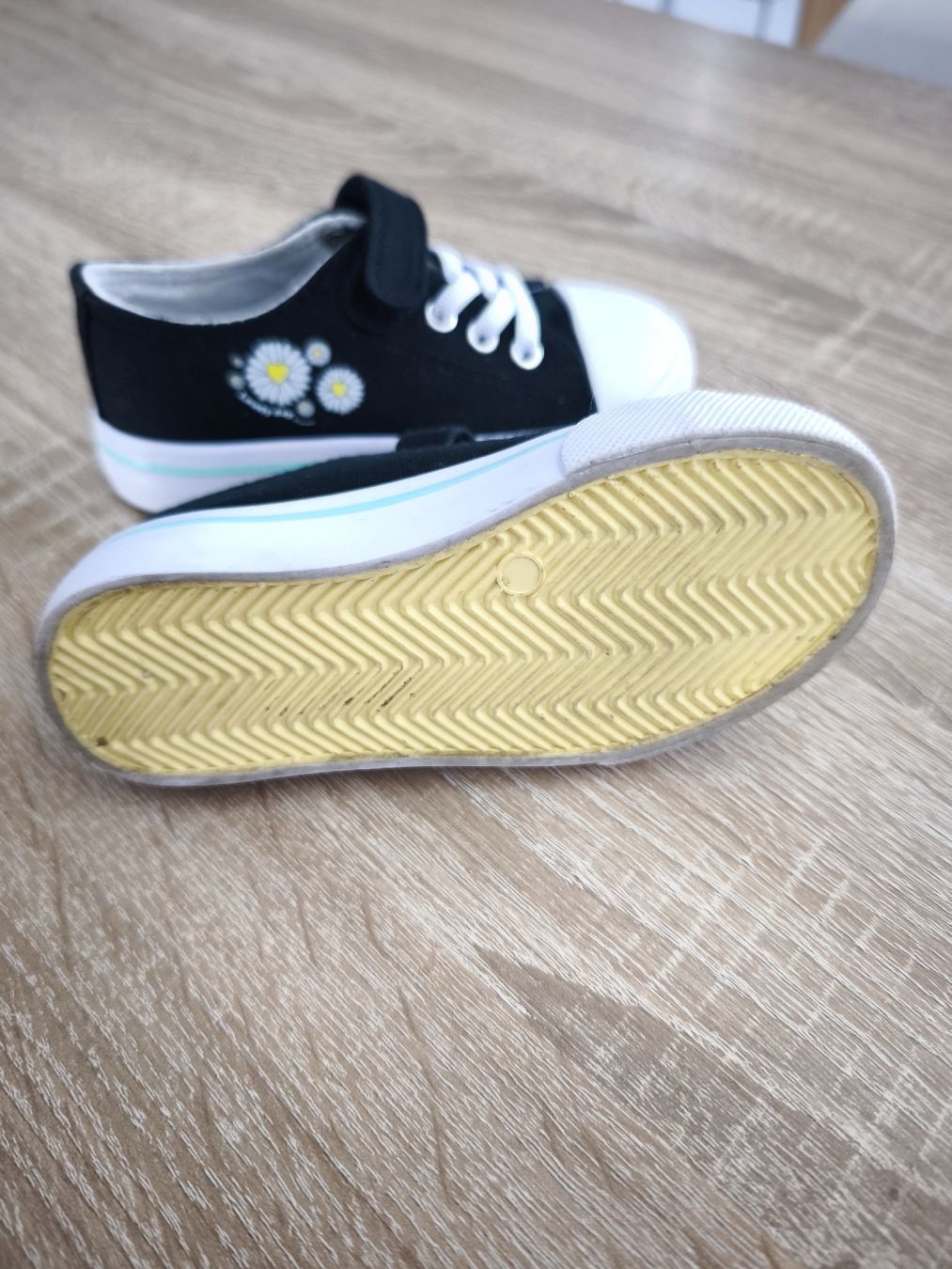 Scarpe per ragazze: 2x Kinderschuhe Sneaker 25 – Nuovo (secondo la descrizione) da Studen BE venduto da Dianatorres 6