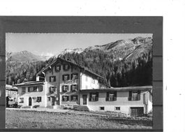 GR Klosters - Aeuja mit Post und Restaurant zur Post