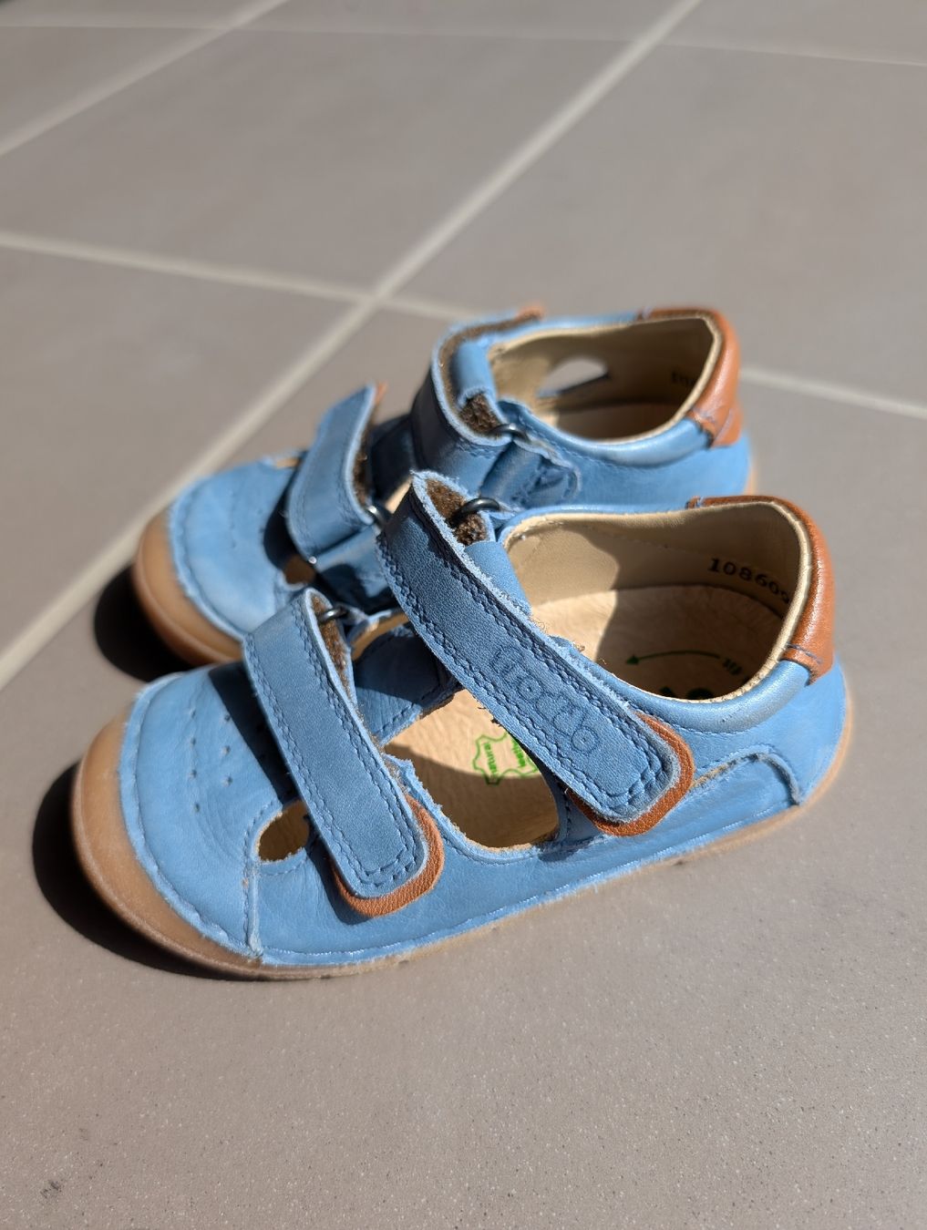 Froddo Schuhe für Mädchen: Froddo Sandalen - hellblau - kaum getragen – Gebraucht aus Adliswil von sel_qr2s 1