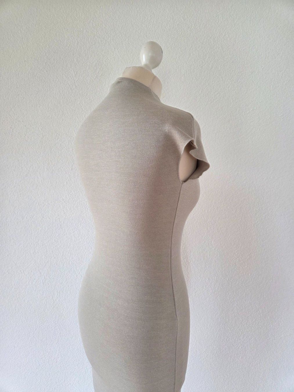 Zara Vestiti: Kleid Beige Zara – Nuovo (secondo la descrizione) da Wängi venduto da Bibo4. 2
