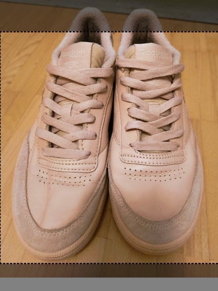 Reebok Damenschuhe: Reebok Classic rose cuir daim taille 38 – Gebraucht aus Chambrelien von yaeleay 1