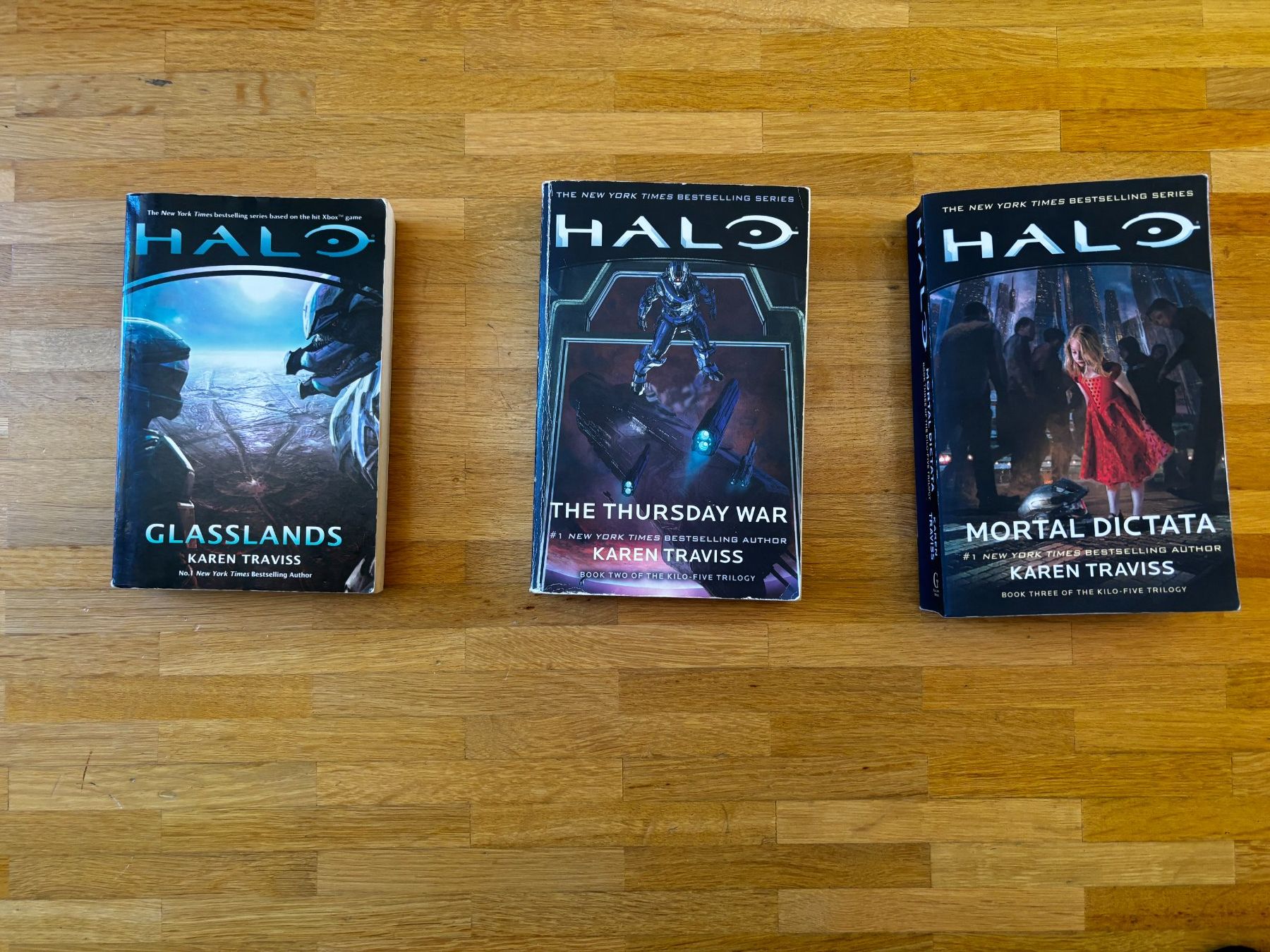 Livres: Halo: The Kilo-Five Trilogy – D'occasion à Frick par schnurgeli