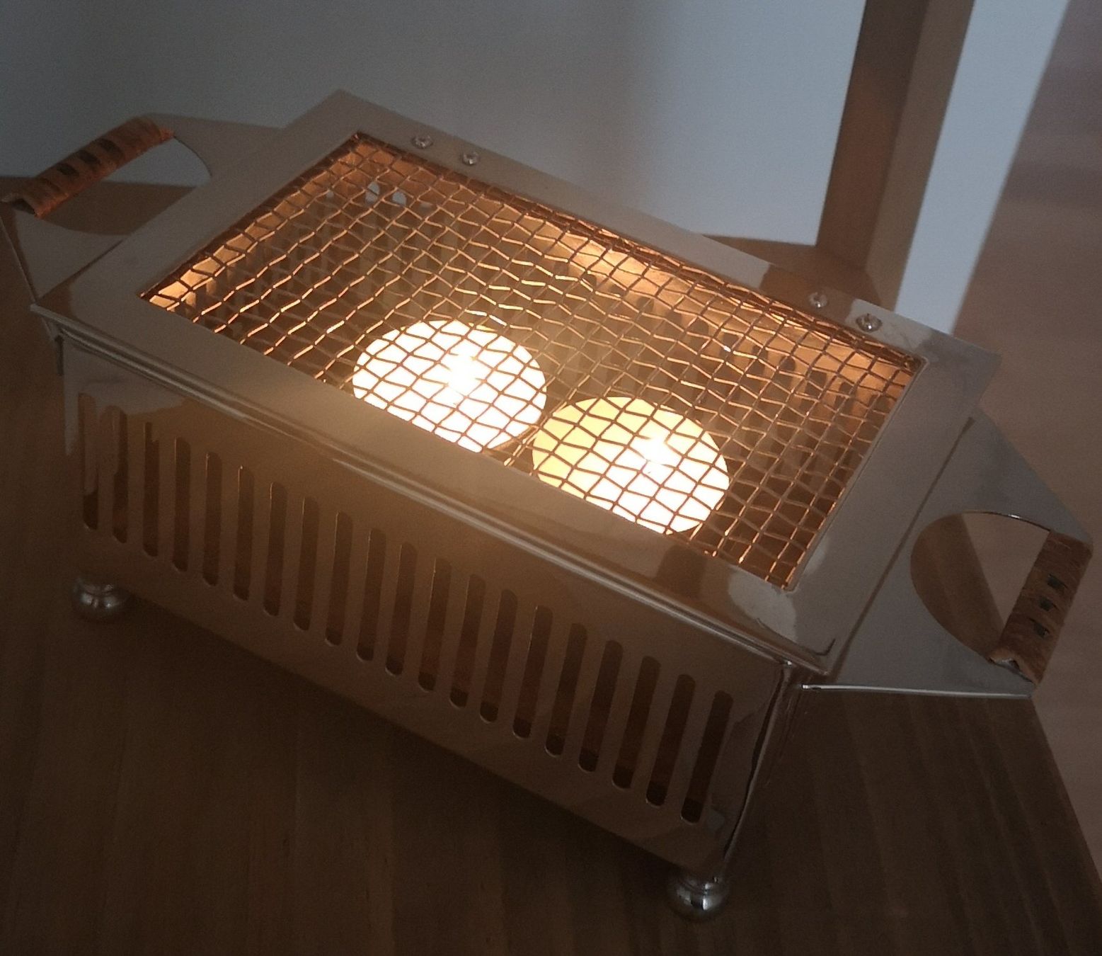 Elettrodomestici da cucina: Antikes Rechaud Stövchen, sehr gut erhalten – Usato da Zürich venduto da Tanteemma369 9