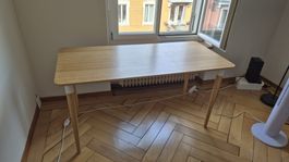 Schreibtisch / Pult