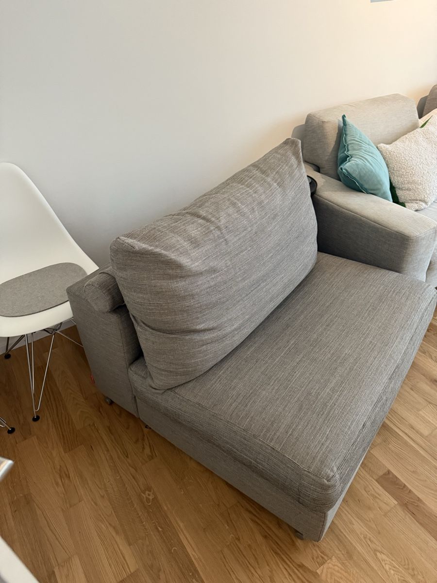 Sofas: 2x Sofa module grey fabric good condition 100x97cm – D'occasion à Zürich par enr_r8cc 1