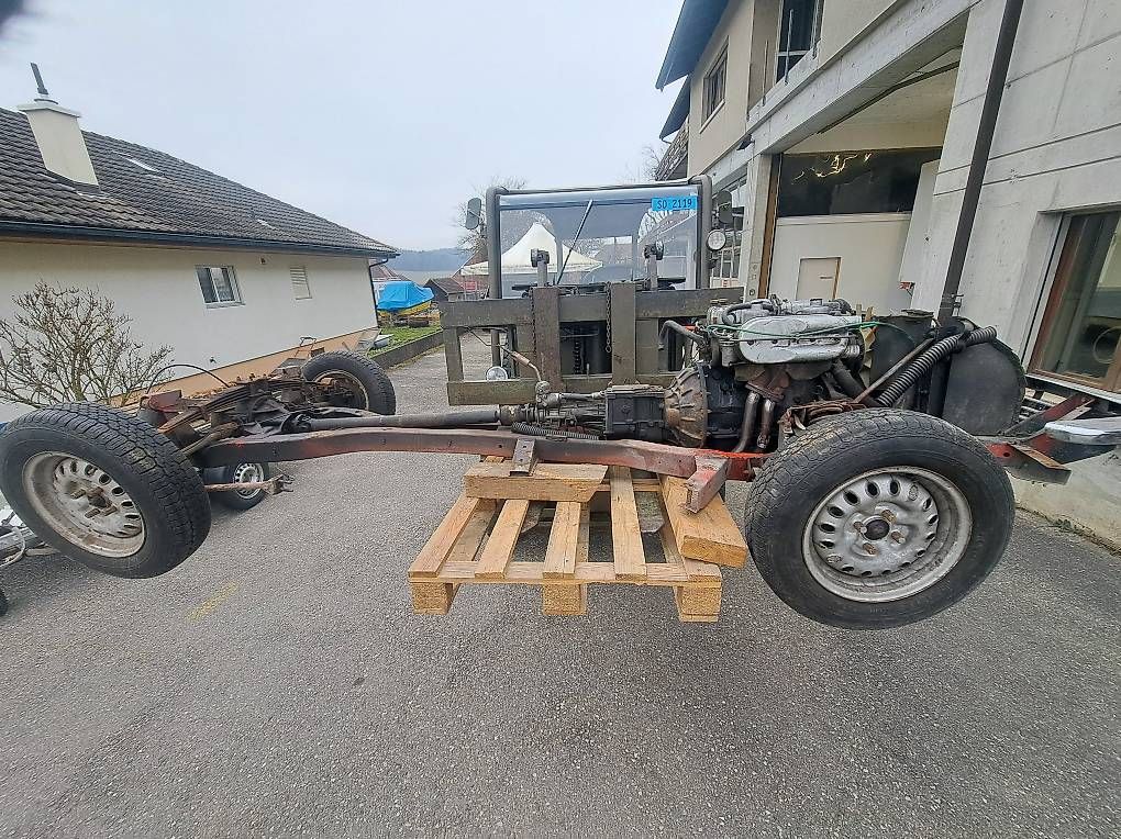 Triumph Automobili: Triumph Spitfire 1500 komplett, teilzerlegt – Usato da Brittern venduto da Mike134 2