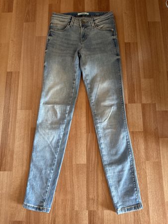 Guess Curve X Skinny Mid Jeans, Gr. 25, einf. Bundweite 31cm