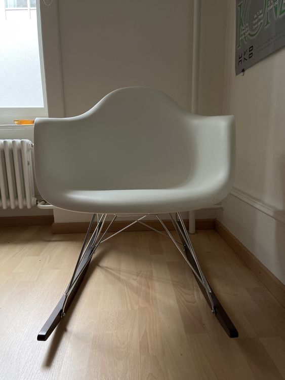 Eames Rocking Chair RAR von Vitra (Gebraucht) in Zürich für CHF 349 ...