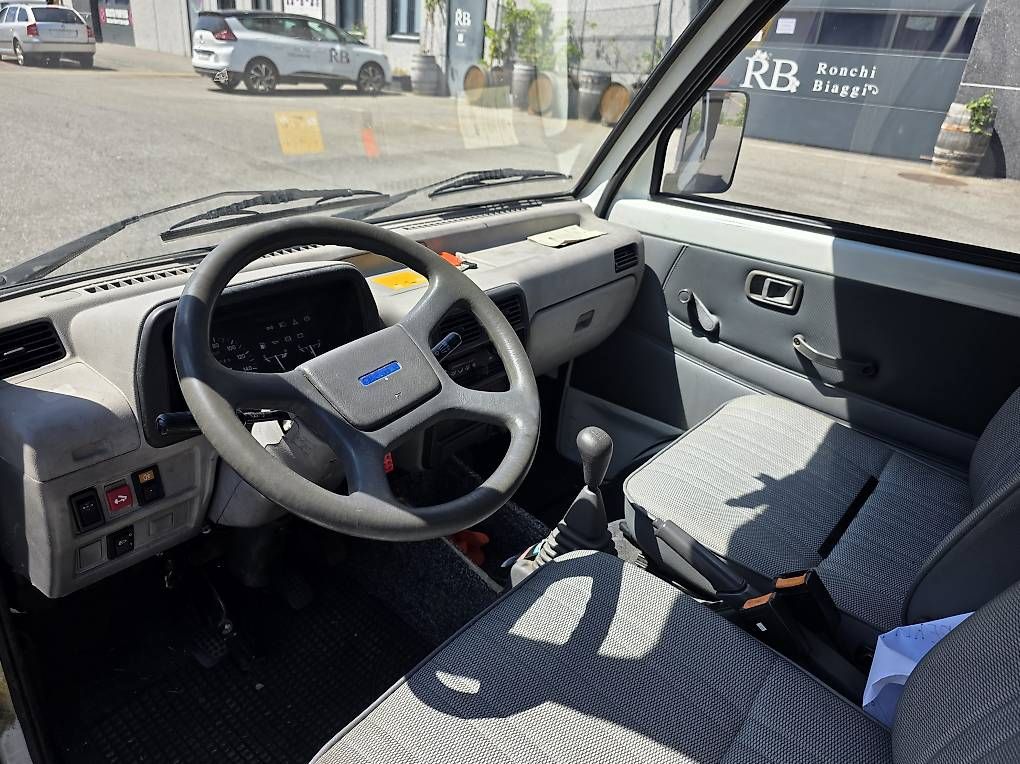 Nutzfahrzeuge: Piaggio Porter Ponte Ribaltabile  – Gebraucht aus Cadenazzo von LuismacchineSagl 4