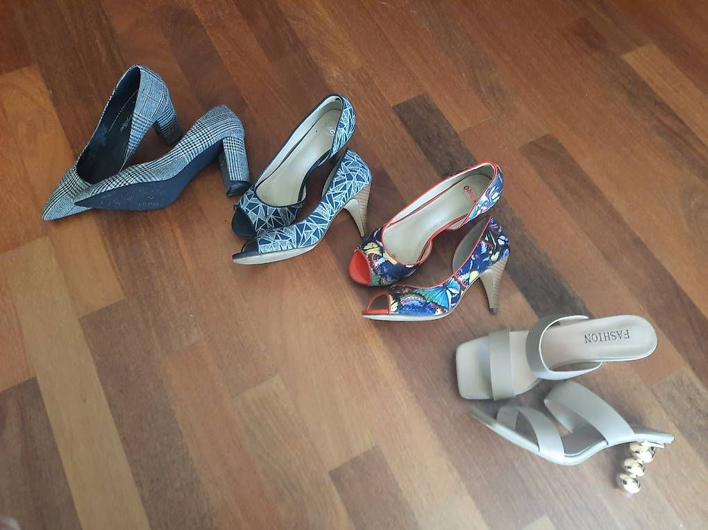 Damenschuhe: 4 Damen Schuhe Gr.38 - ein Preis ! – Gebraucht aus Buchs SG von miska01 1