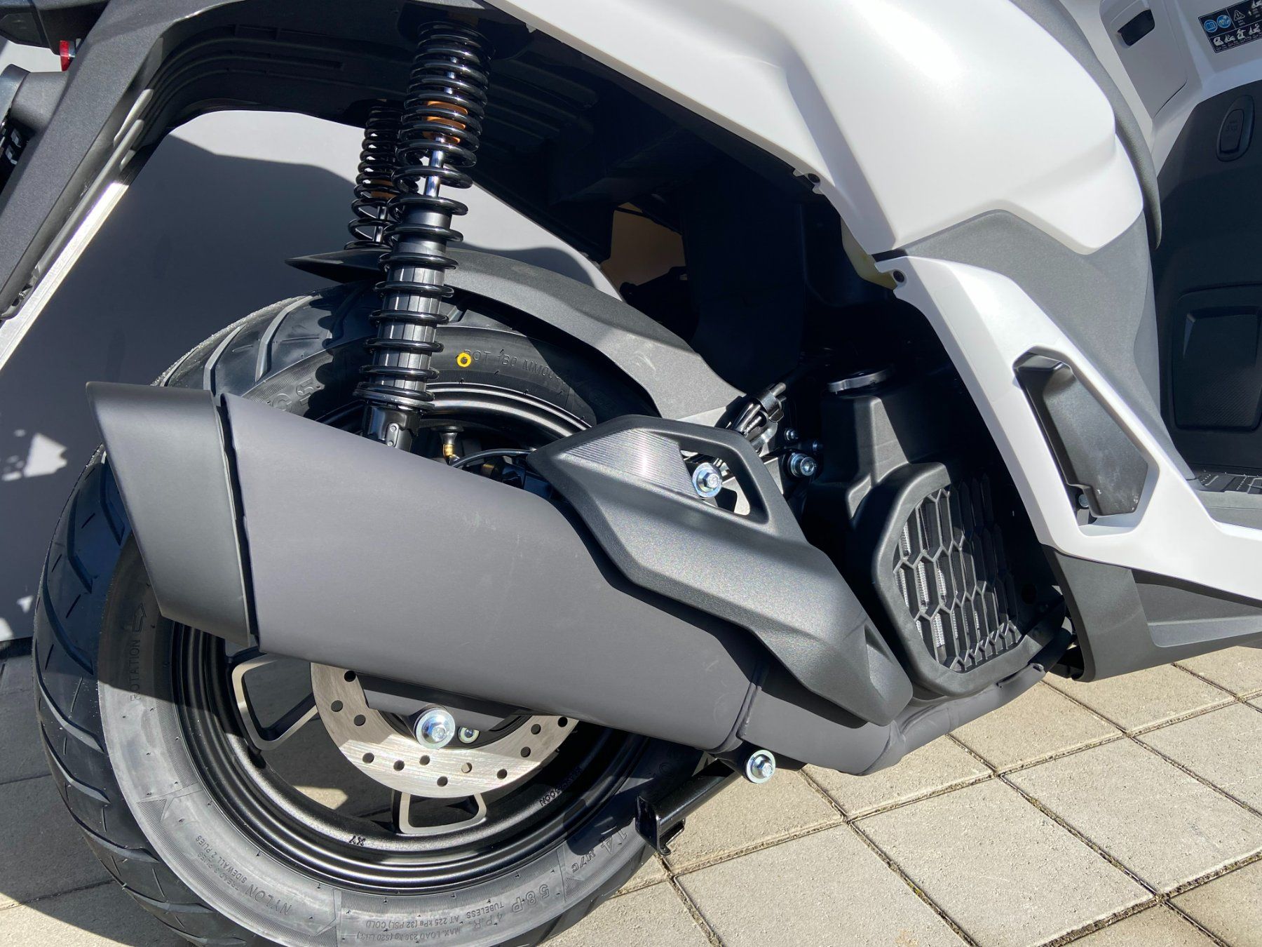 Scooter: VOGE SR16 – Nuovo e nell'imballaggio originale da Seewen SO venduto da motoXpertag 5