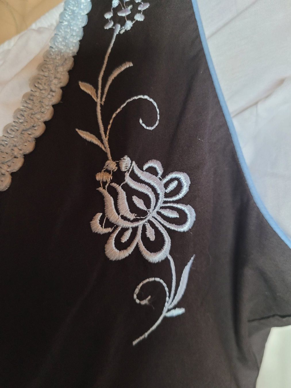 Vestiti: Dirndl von dirndl.com   Grösse 46 – Usato da SCHÜBELBACH venduto da CoKaHa 3