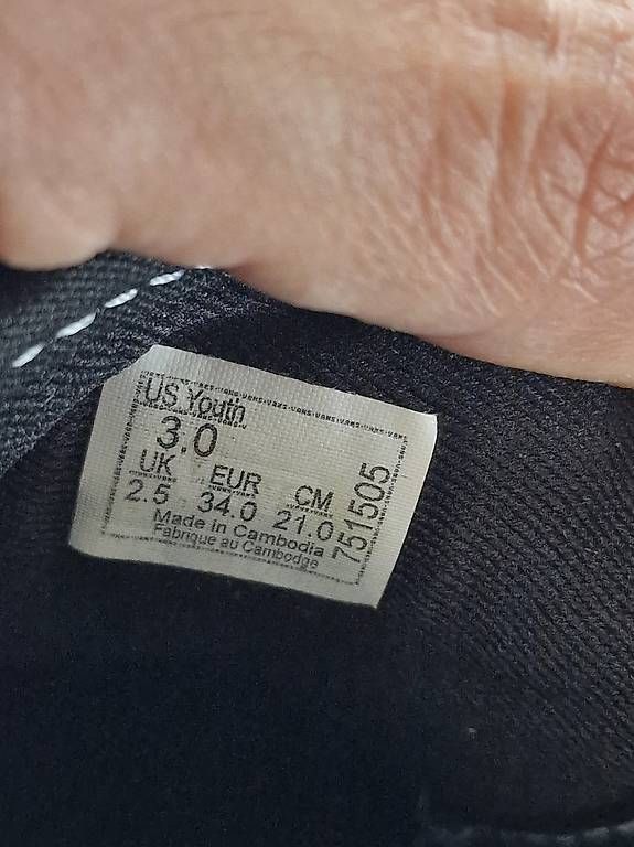 Scarpe per ragazzi: Kinderfreizeitschuhe Vans (Gr. 34)  – Usato da Zürich venduto da Rip2 3