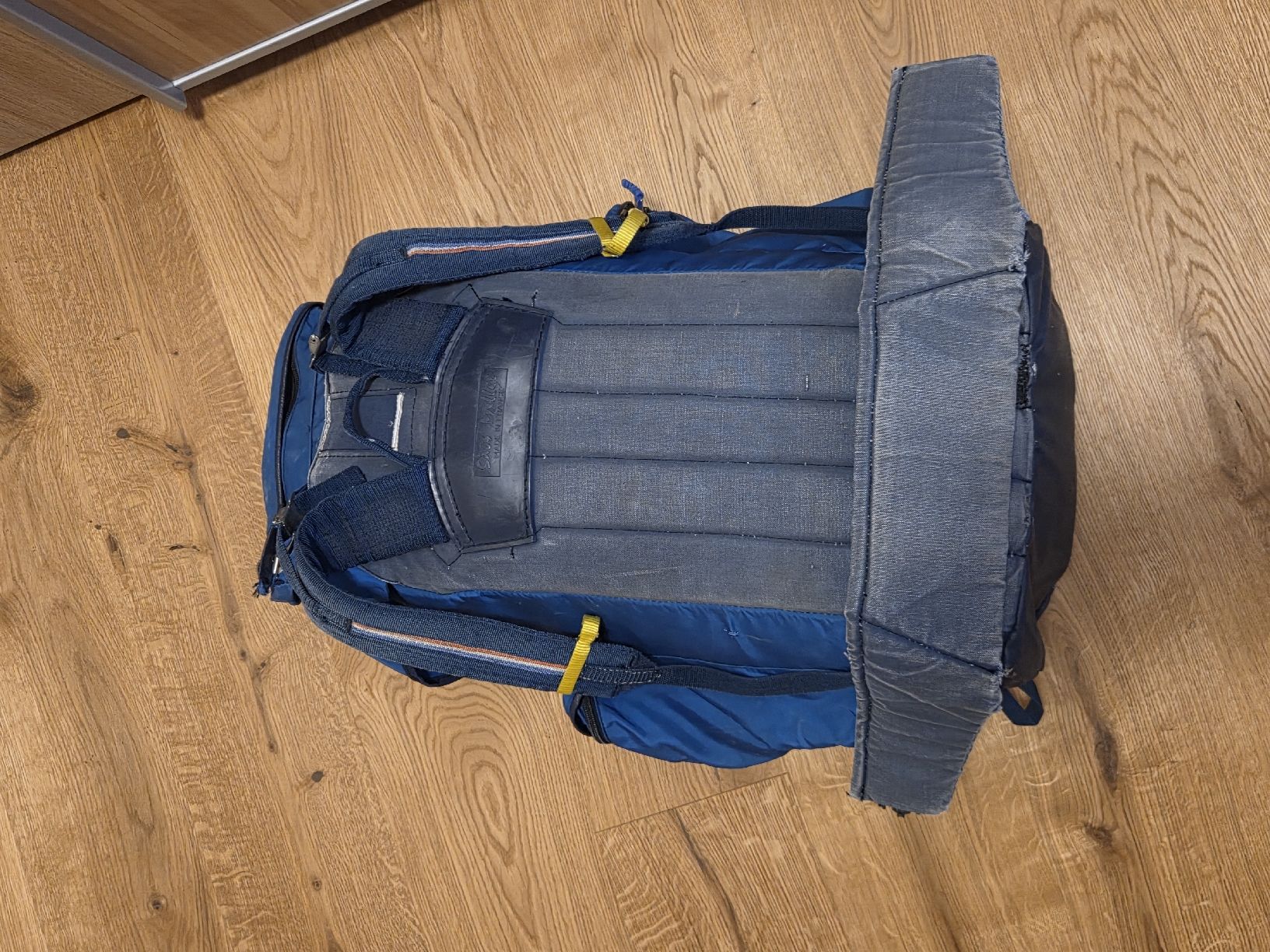 Millet Zaini: Reise-Rucksack Millet, blau, Retro – Usato da Maienfeld venduto da crx88 4