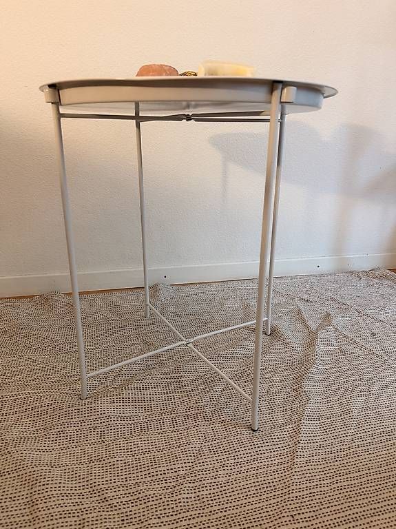 Tavoli: Petite table – Usato da Lausanne venduto da the_s9hs 1