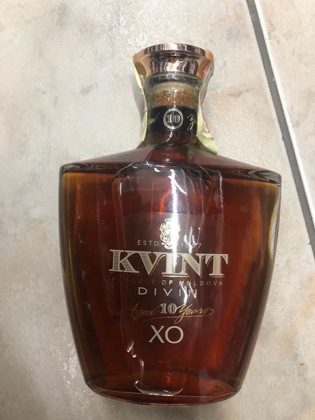 Bevande alcoliche: KVINT DIVIN 10Y XO Moldawien – Nuovo e nell'imballaggio originale da Wald ZH venduto da mlnt