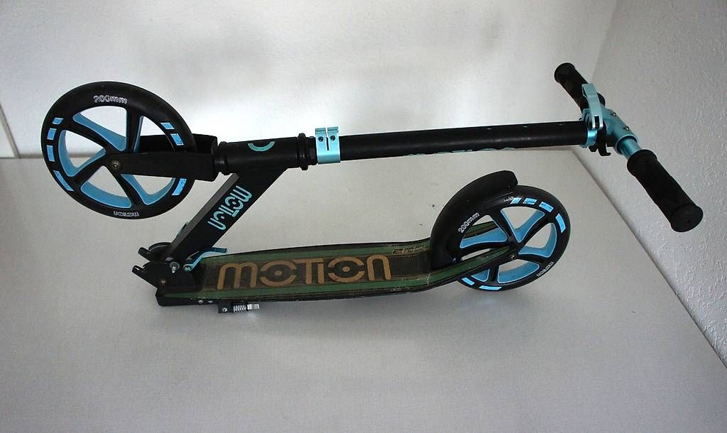 Kickboard: Motion Scooter 200 (Schnäppchen) – D'occasion à Walzenhausen par OK_1 2