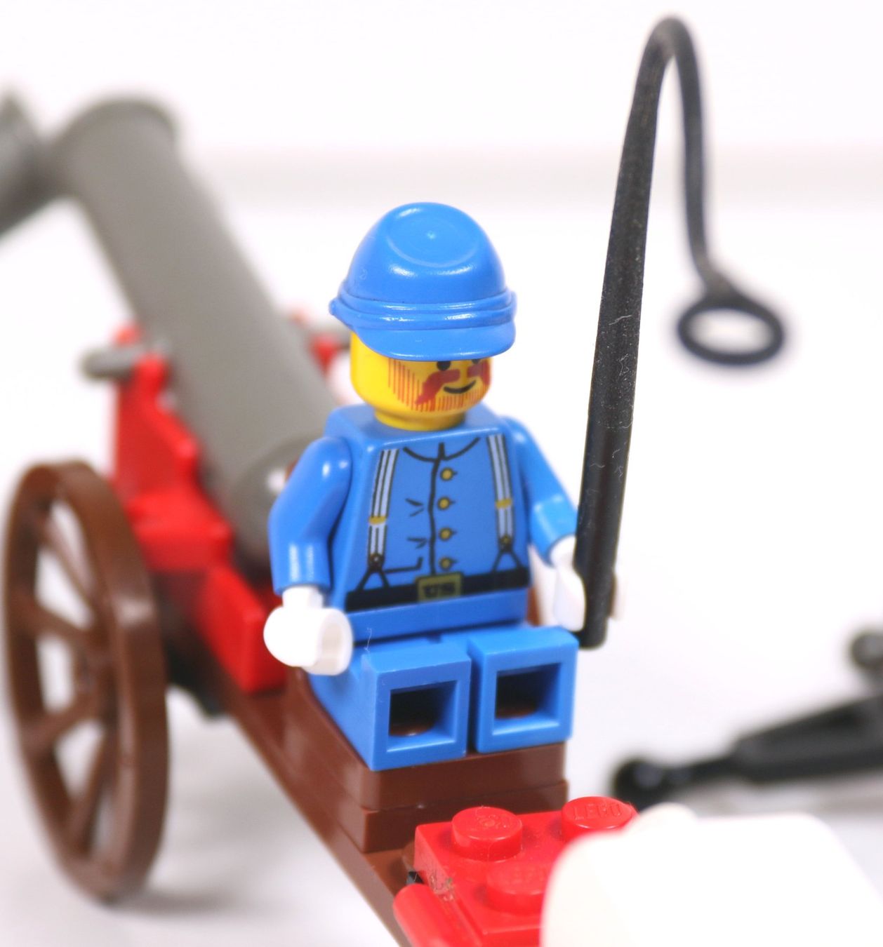 Lego Kit di costruzioni: 3 Kanonen - Lafette, Pferd und Soldat – Usato da Hettlingen venduto da Scholi99 1